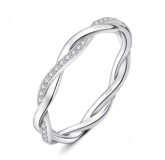 Anillo Entrelazado